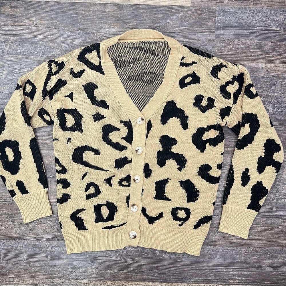Vestidos brown and black leopard print cardigan sweater size small S B164